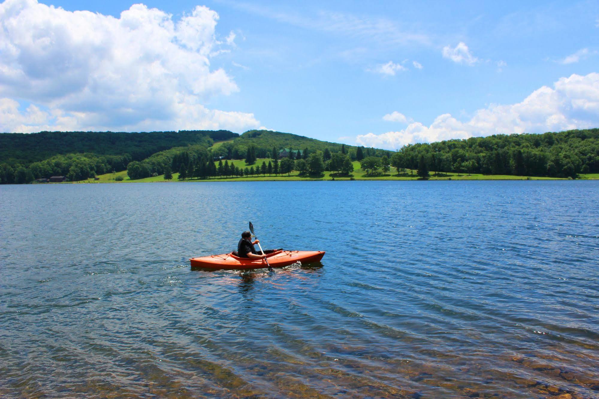 Alpine Lake Resort Terra Alta Esterno foto
